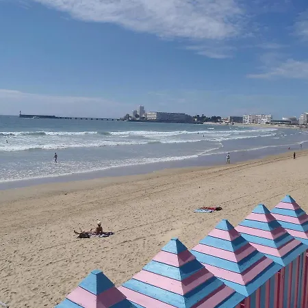 Apartament Two-bedroom In D'olonne