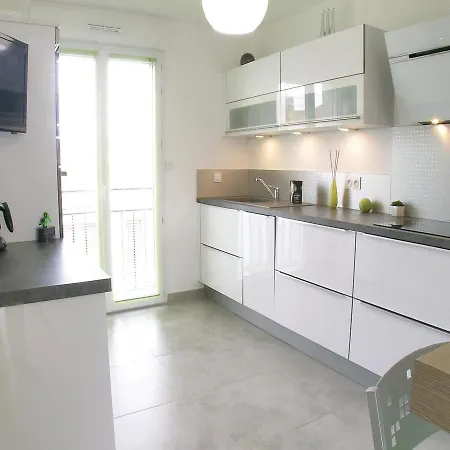 Two-bedroom In D'olonne Apartament Les Sables-dʼOlonne